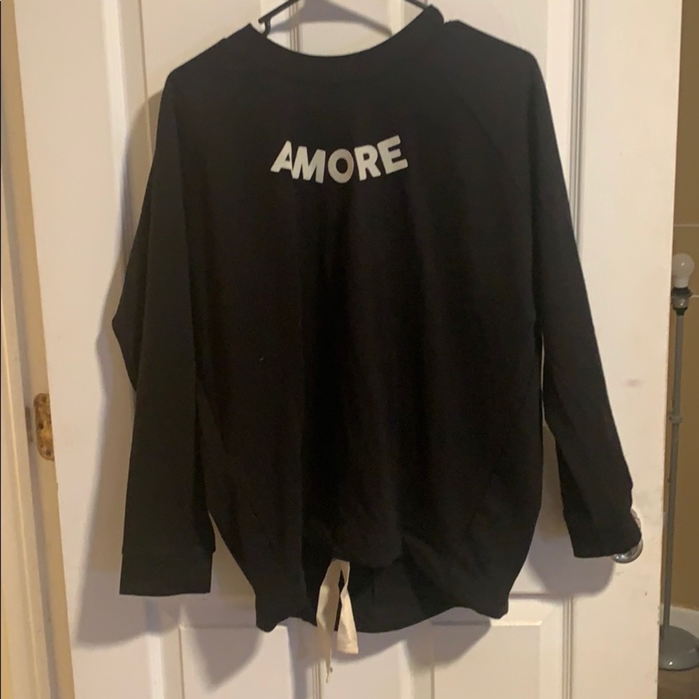 Black Amore sweat shirt